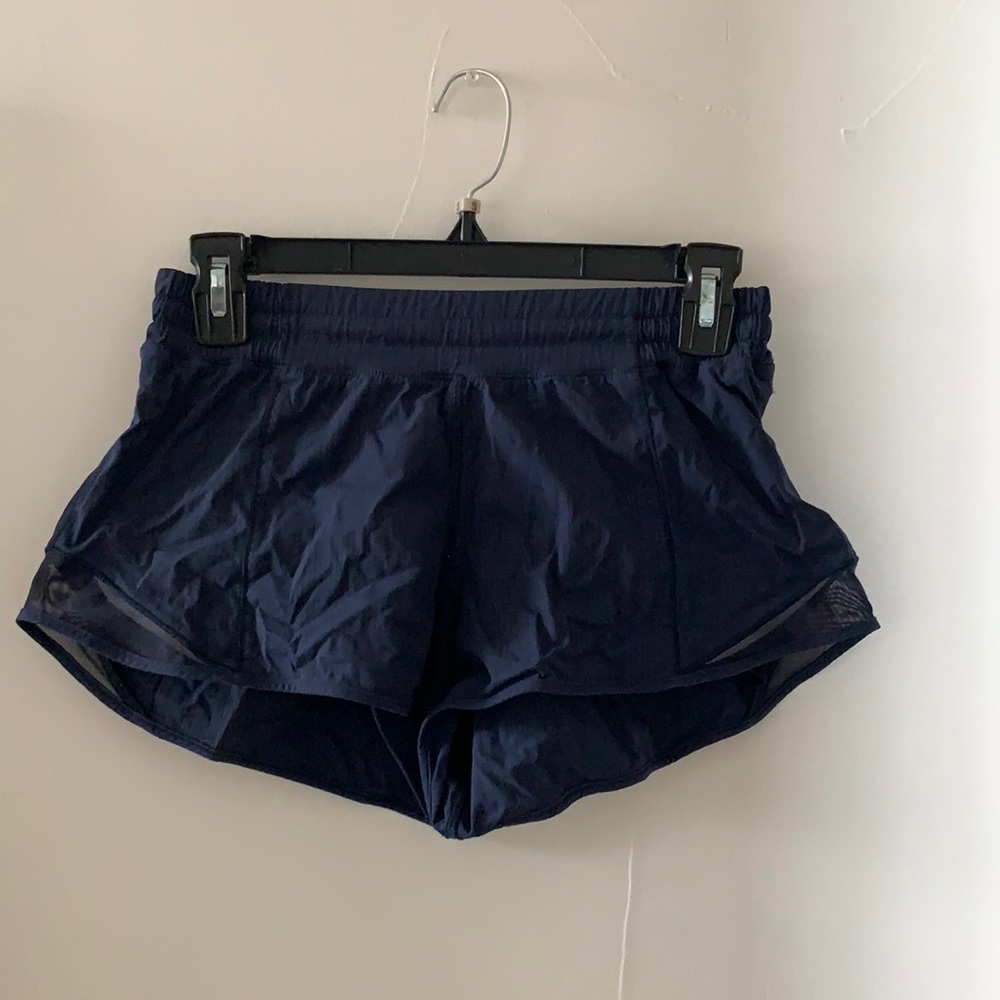 Lululemon 2” shorts